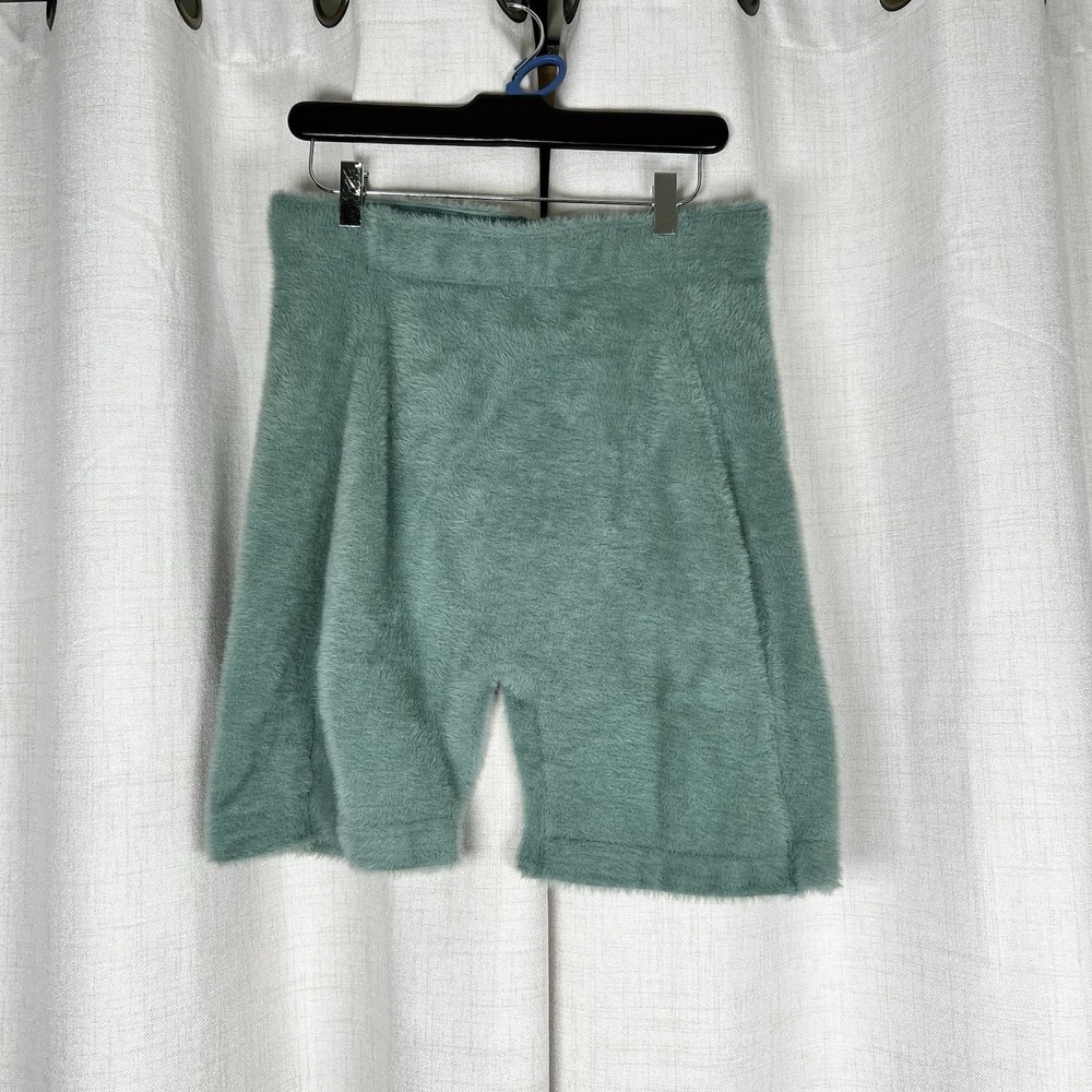 Whitney Simmons Gymshark Eyelash Fuzzy Shorts High Waisted Leaf Green Women's XL